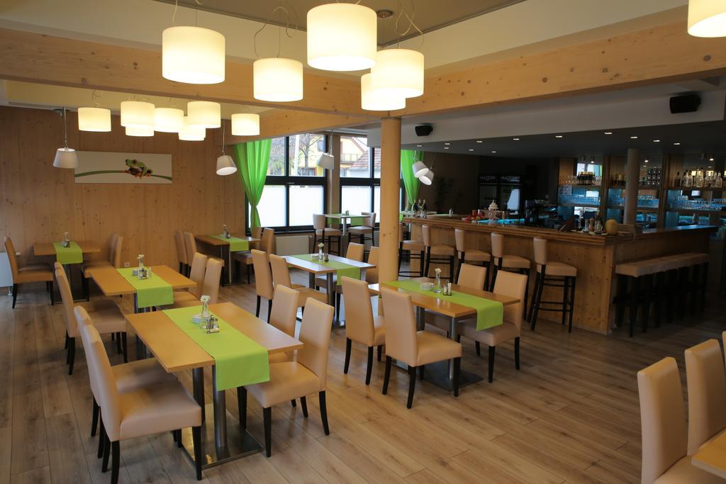 Hotel Zabcice Kültér fotó