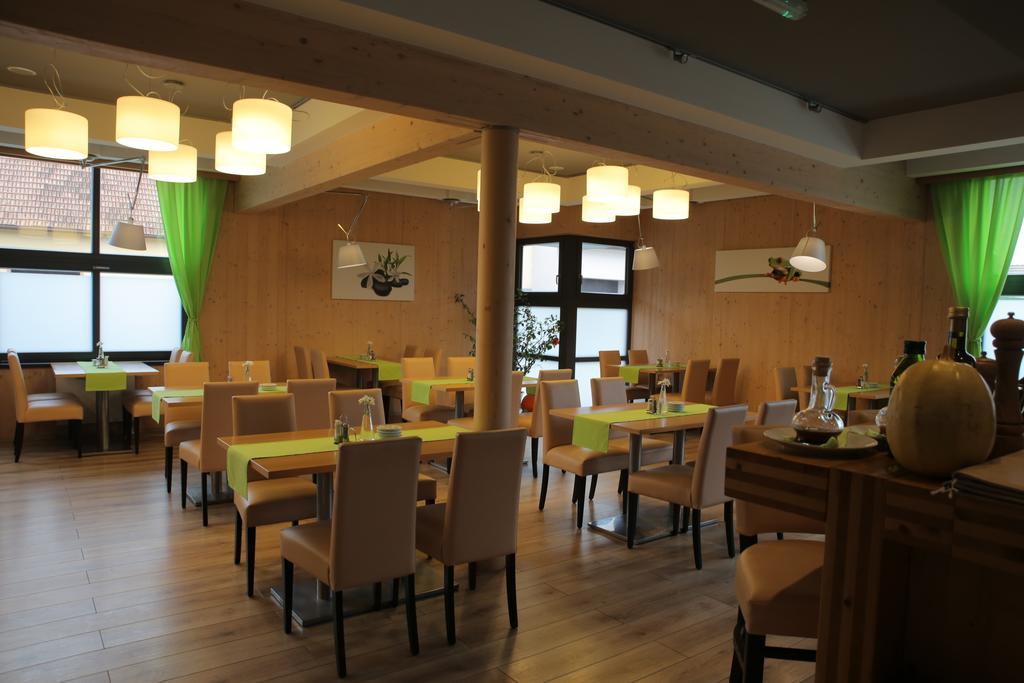 Hotel Zabcice Kültér fotó
