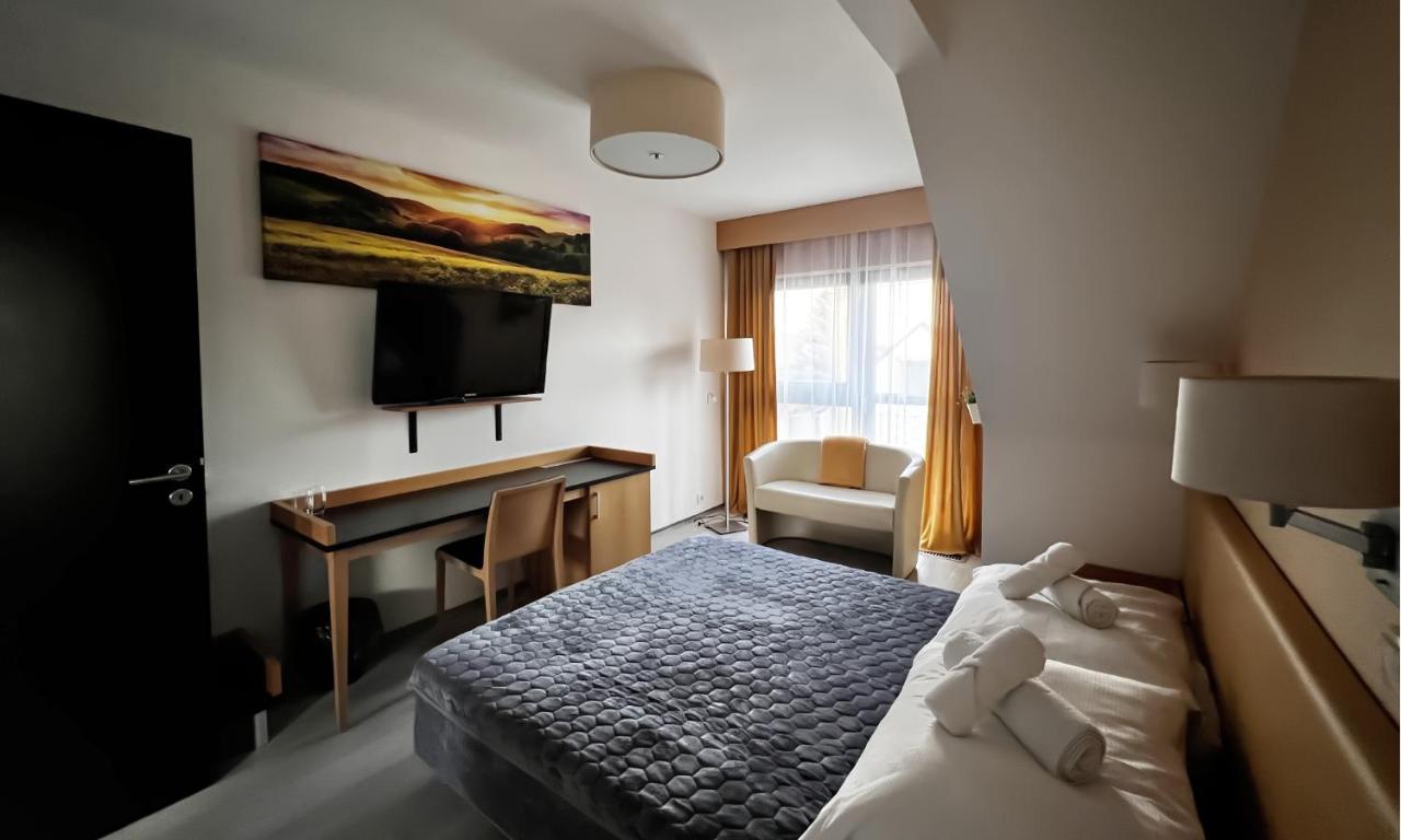 Hotel Zabcice Kültér fotó