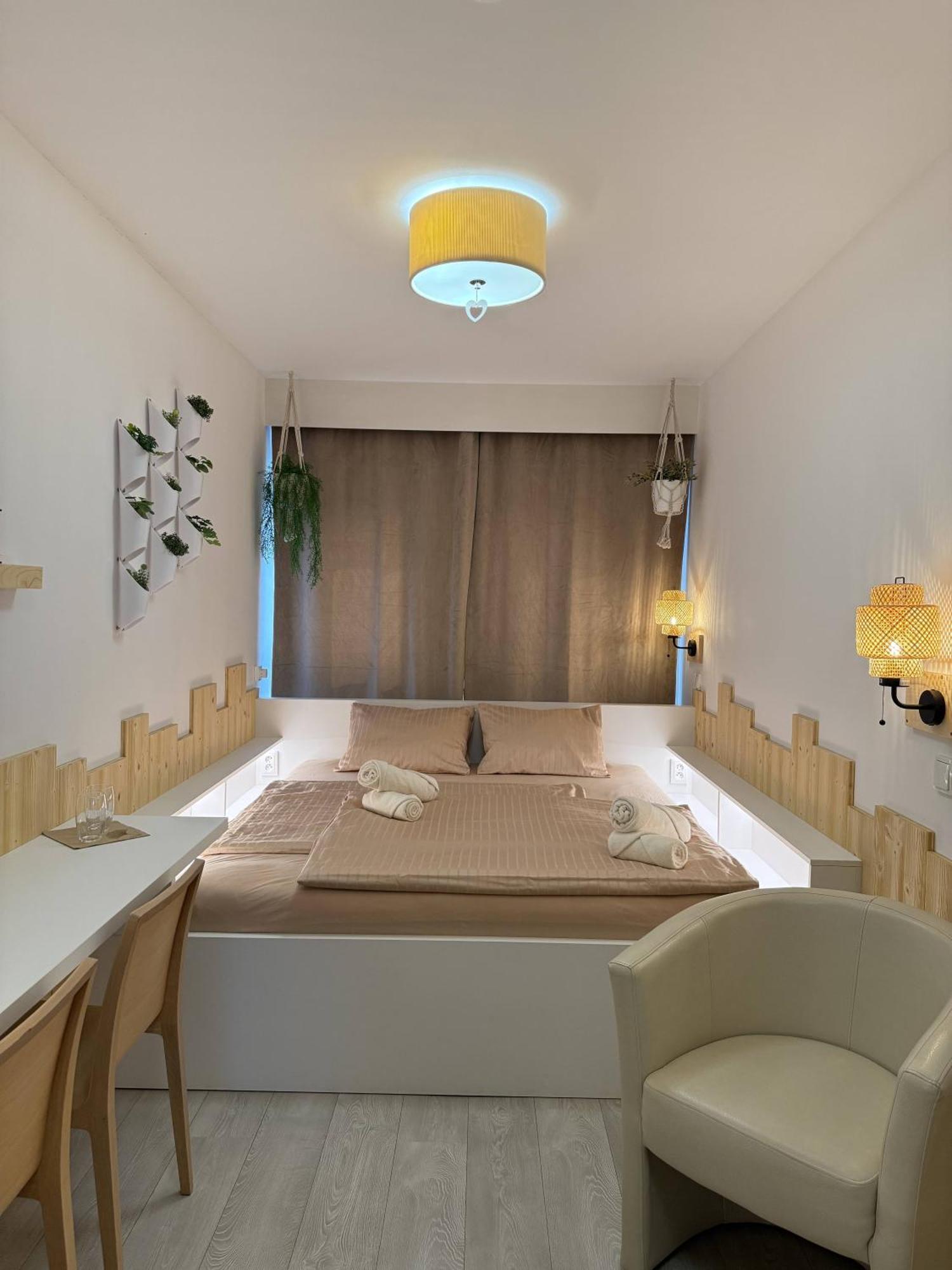 Hotel Zabcice Kültér fotó